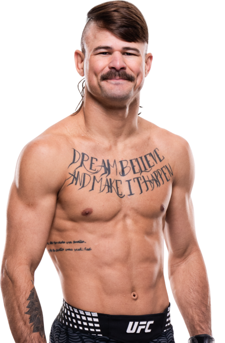 Diego Lopes, full-body